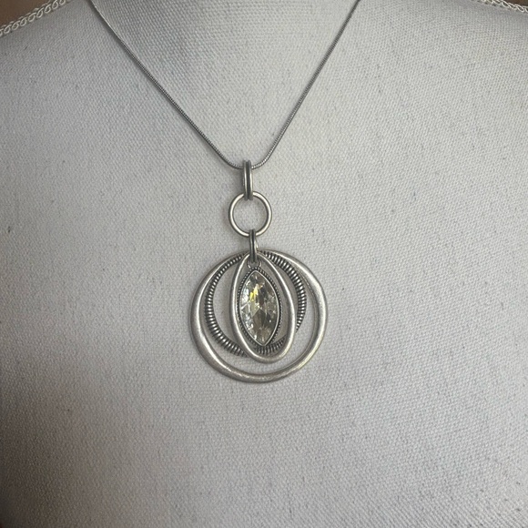 Jewelry - Long Silver necklace with crystal drop